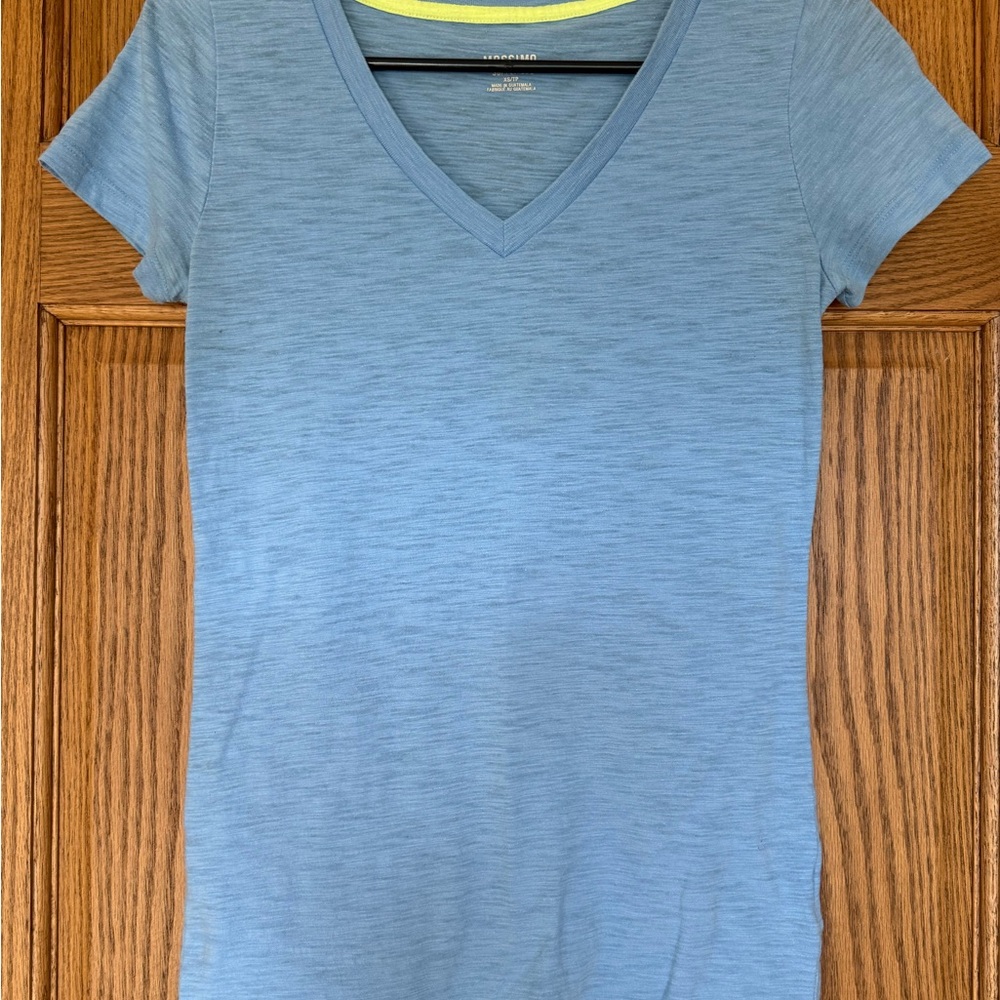 Mossimo Supply Co. Light Blue V-Neck Short Sleeve Tee